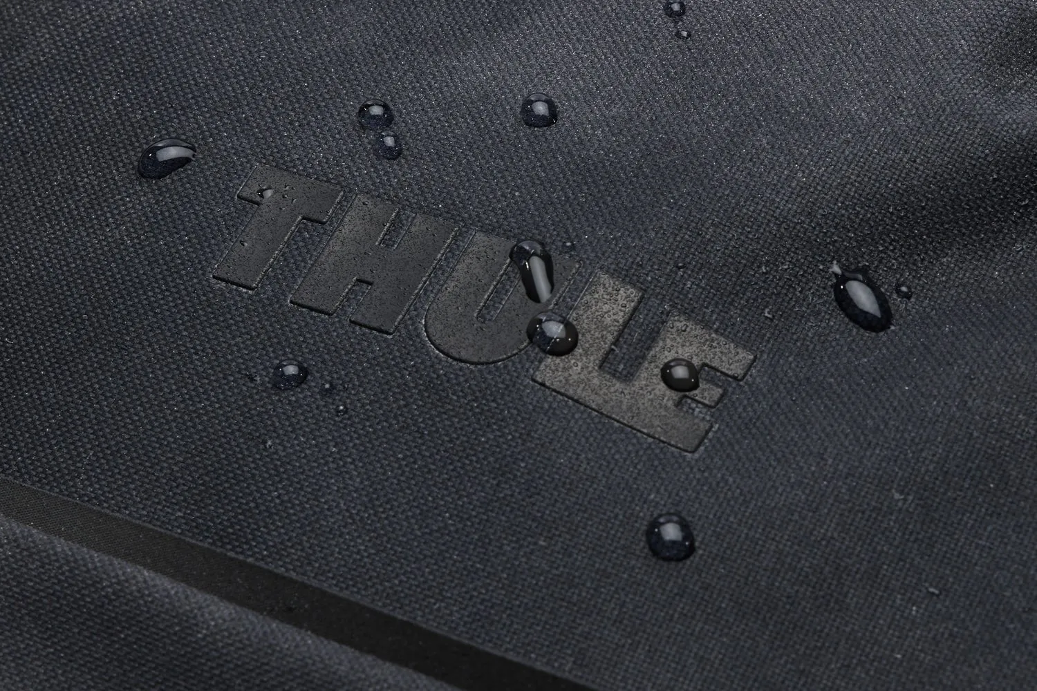 Thule Aion Carry On Spinner Luggage - Black